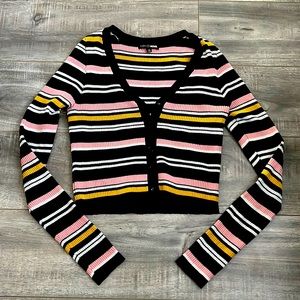 Fashion Nova Cropped Sweater